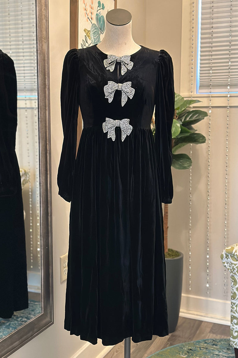 Bow Velvet Midi Dress – hissyboutique Bow Velvet Midi Dress – hissyboutique
