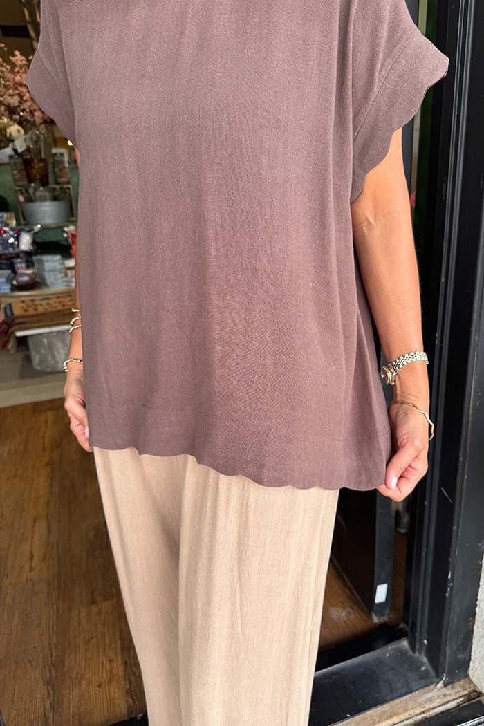 Solid Color Scalloped Edges Top