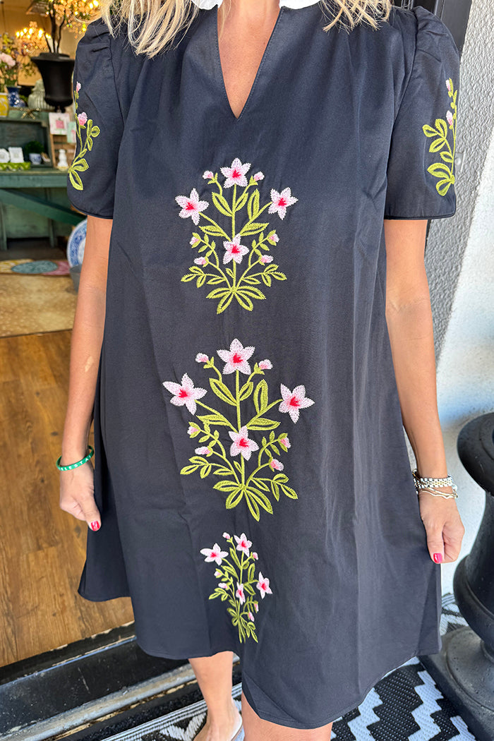 Floral Contrast Collar Split Sleeve Dress