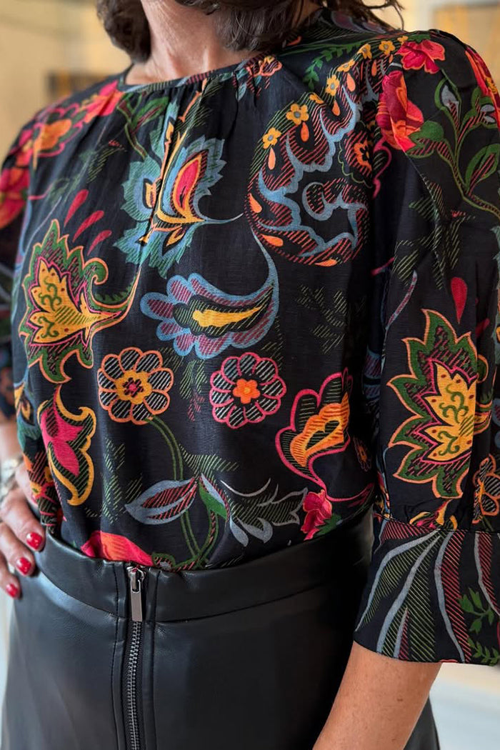 Casual Floral Pattern Top