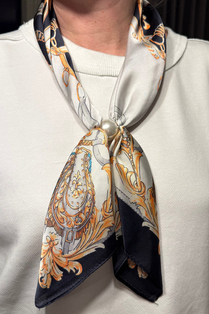 Magnetic Pearl Scarf With Ring