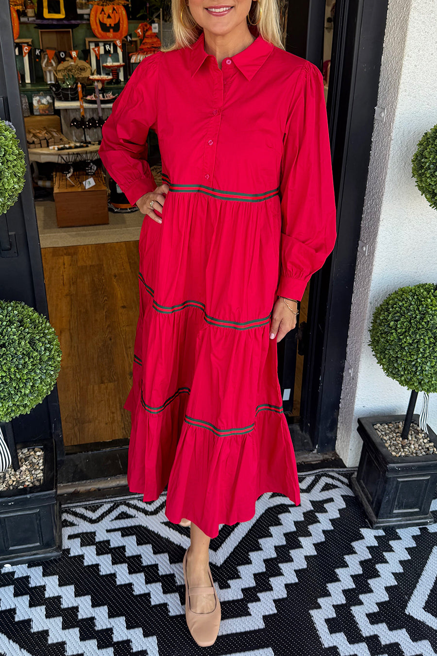 Tiered Long Sleeve Pockets Dress