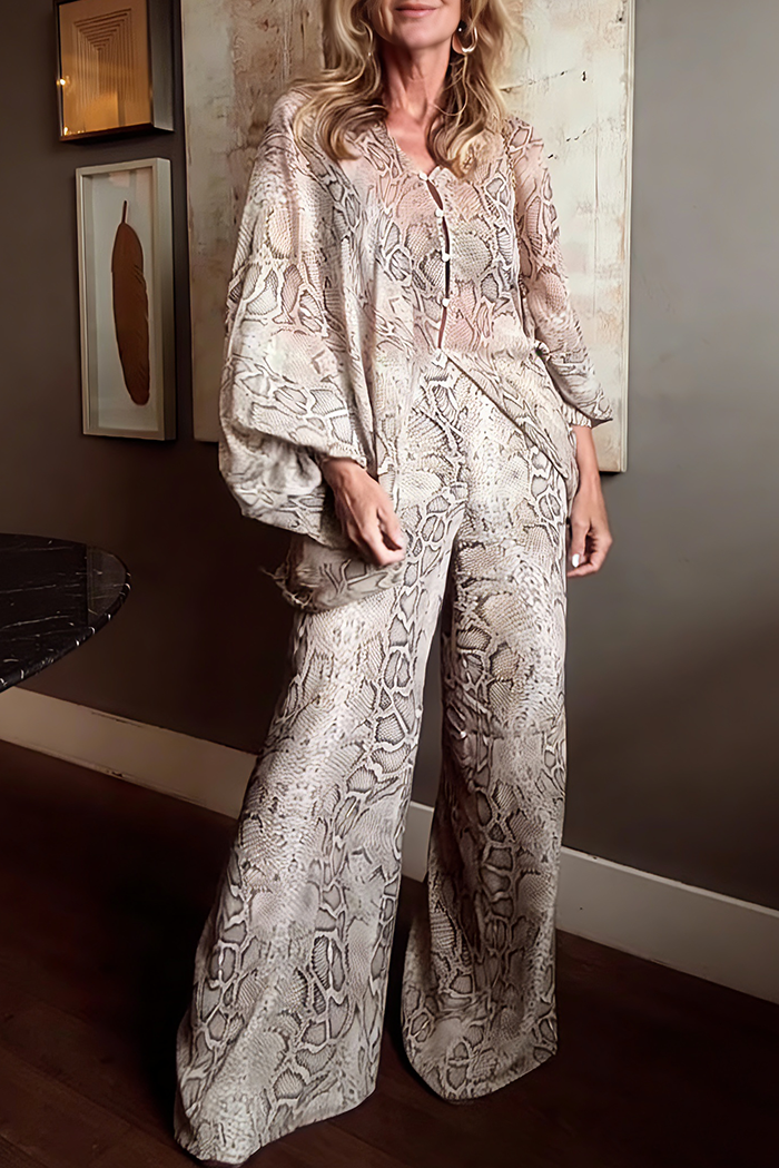 Effortless Snakeskin Print Set