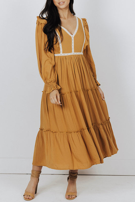 Lace Decorated Pleated Dress