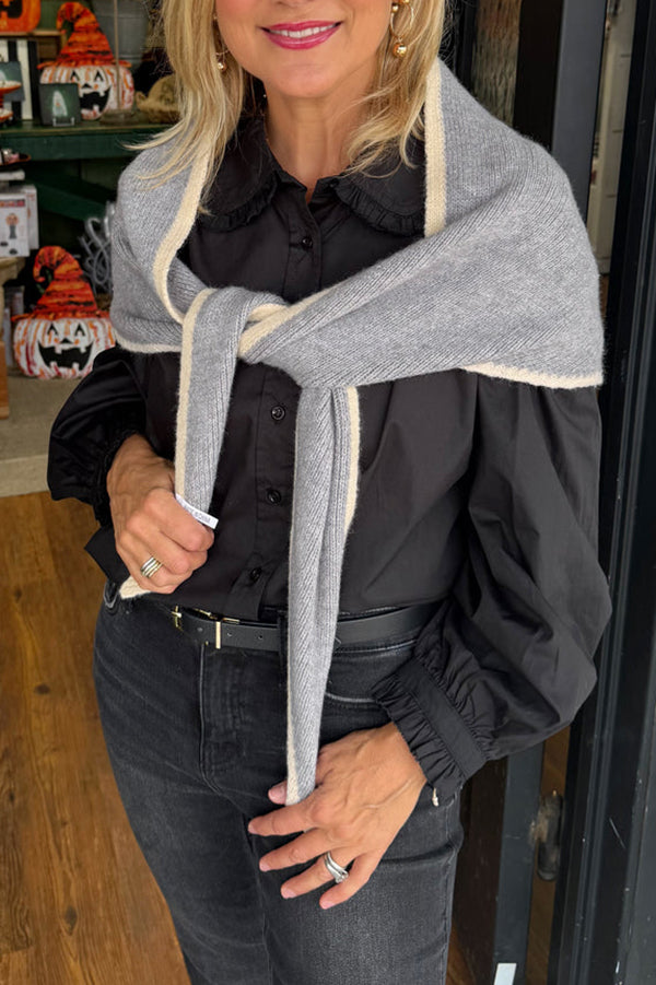 Contrast Border Triangle Scarf