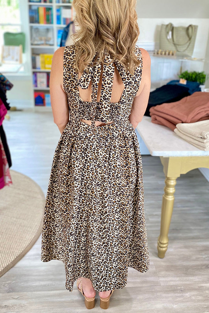 Leopard Print Sleeveless Midi Dress