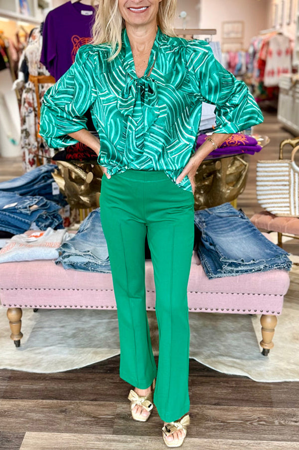 Front Seaming Mid-Rise Ankle Pant