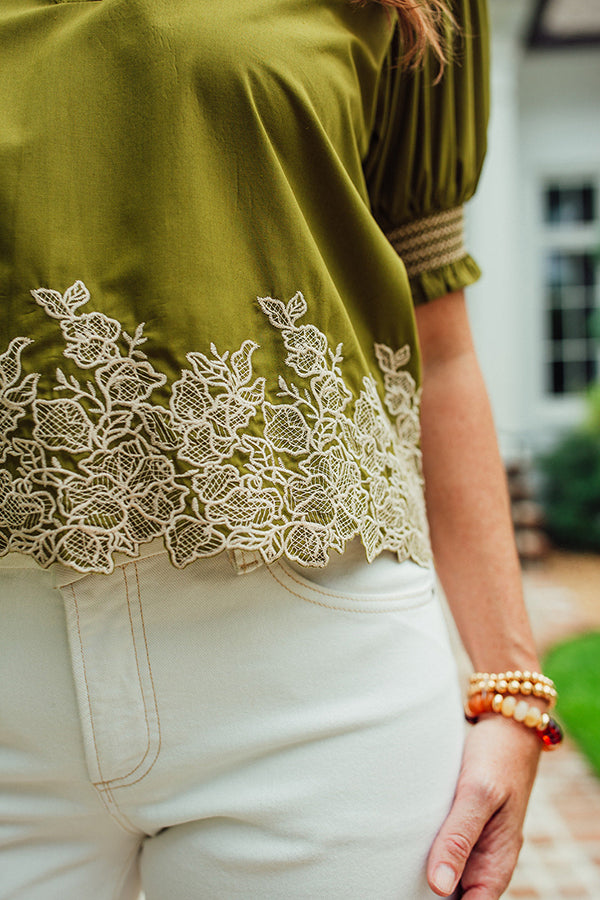 Embroidered Puff Sleeve Top