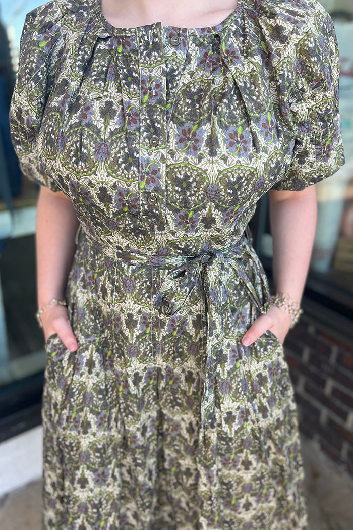 Pocketed Floral Print Belted Puff Sleeve Midi Dress