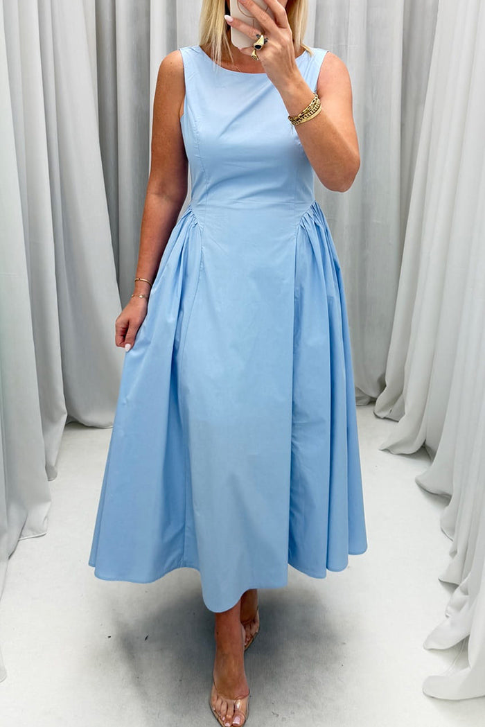 Sleeveless Pocketed Fit And Flare Midi Dress