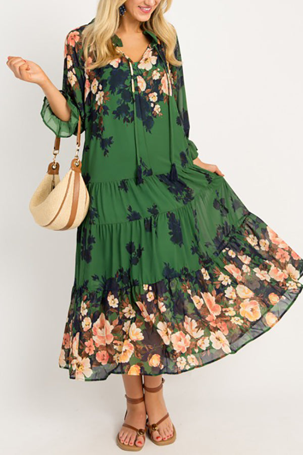 Elasticized Ruffle Collar Floral Dress