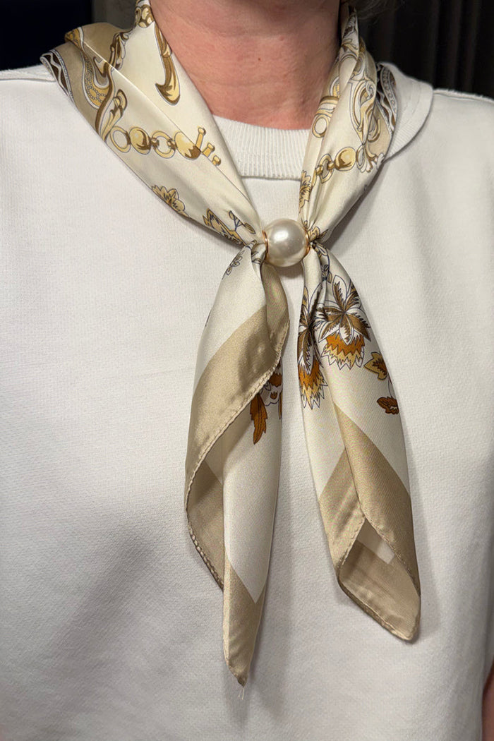 Magnetic Pearl Scarf With Ring