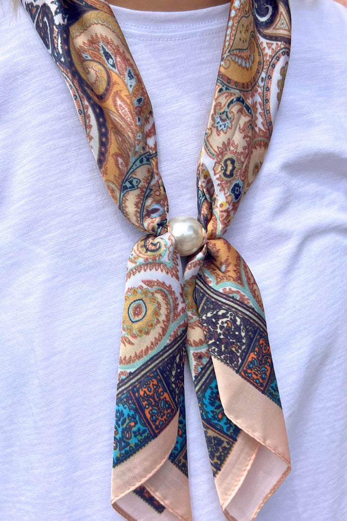 Magnetic Pearl Scarf With Ring