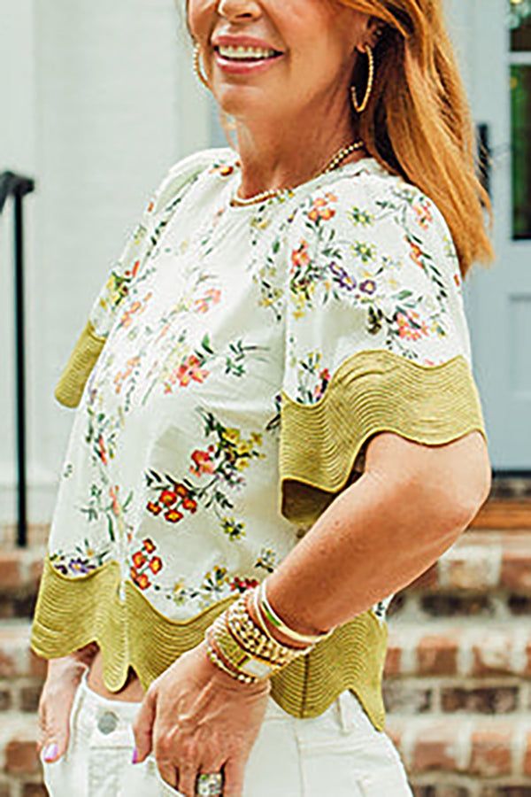 Casual Scallop Edge Floral Top