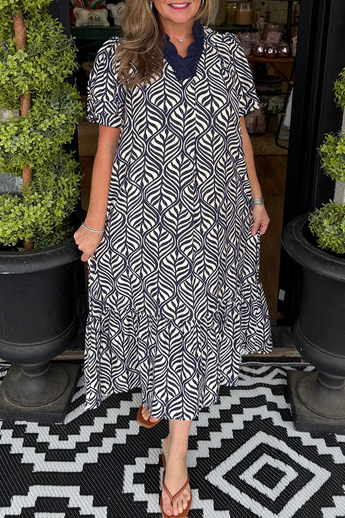 Scalloped Neck Geometric Print Dress