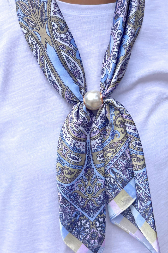Magnetic Pearl Scarf With Ring