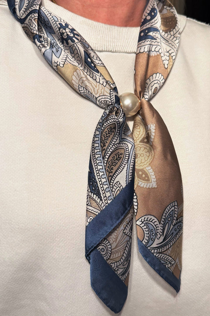 Magnetic Pearl Scarf With Ring