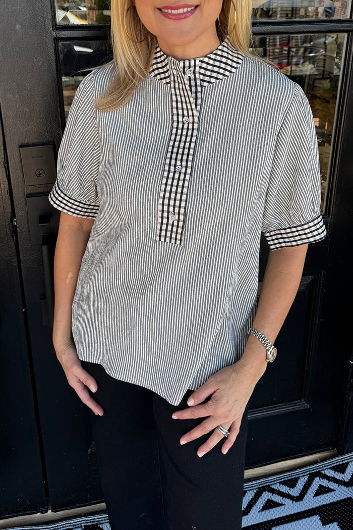 Gingham Trim Stripe Puff Sleeve Top