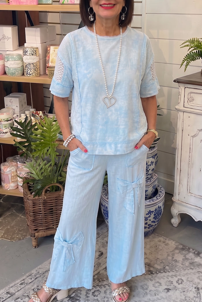 Eyelet Sleeve Bow Applique Casual Set