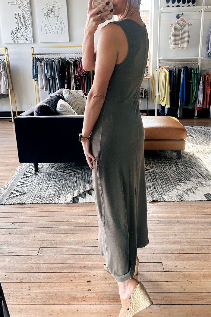 Sleeveless Ribbed Knit Midi Dress