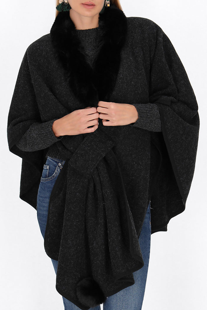 Furry Collar Casual Slip-On Poncho