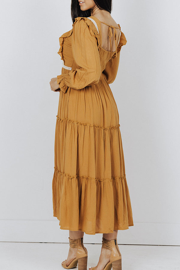 Lace Decorated Pleated Dress