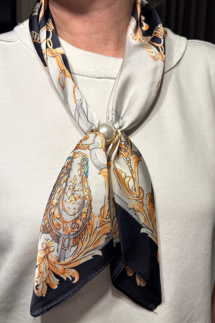 Magnetic Pearl Scarf With Ring