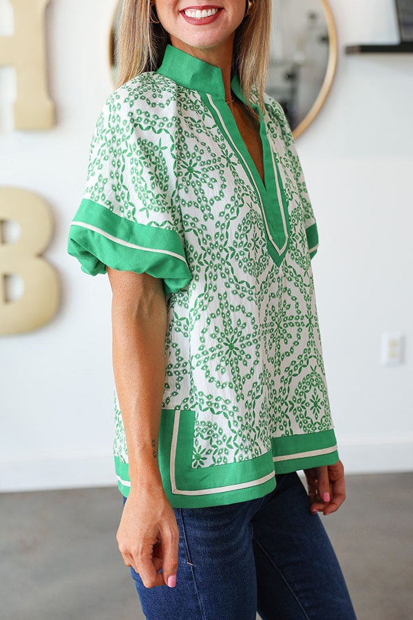 Border Trim Retro Pattern Top