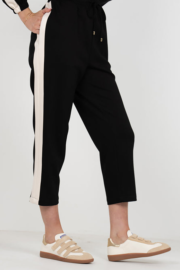 Bold Color-Blocking Pocketed Set