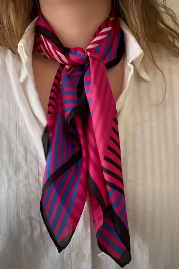Women's Versatile Square Scarf