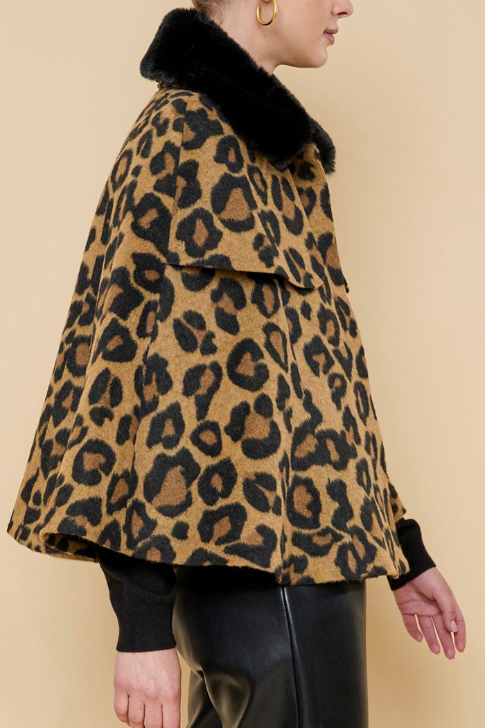 Faux Fur Collar Animal Print Cape