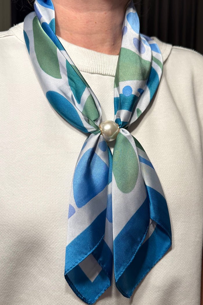 Magnetic Pearl Scarf With Ring